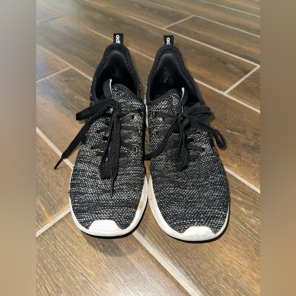 Adidas women’s sneakers - Picture 3 of 7